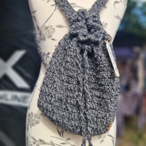 Nachhaltiger Damen Rucksack handgemacht individuell in Auftrag geben