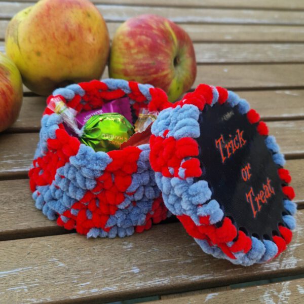 Körbchenboden Halloween Special Ø 10 cm (für dicke Wolle) – Bild 4